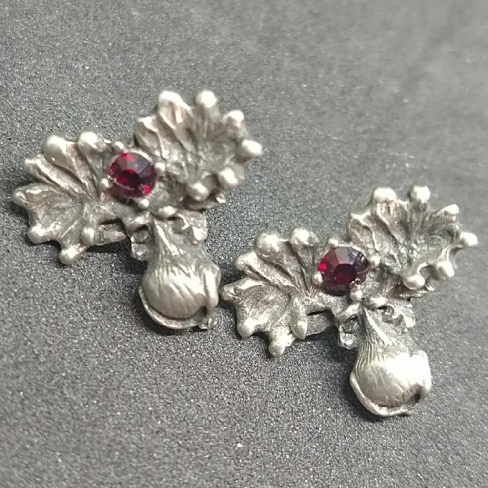 Festive Moose earrings HM 2010 pewter